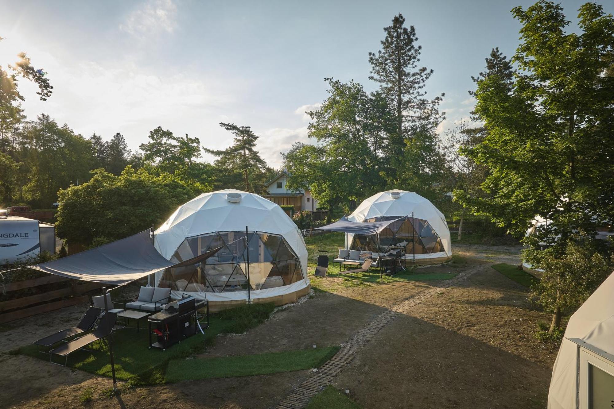 Glamping Slapy Hotel Exterior foto