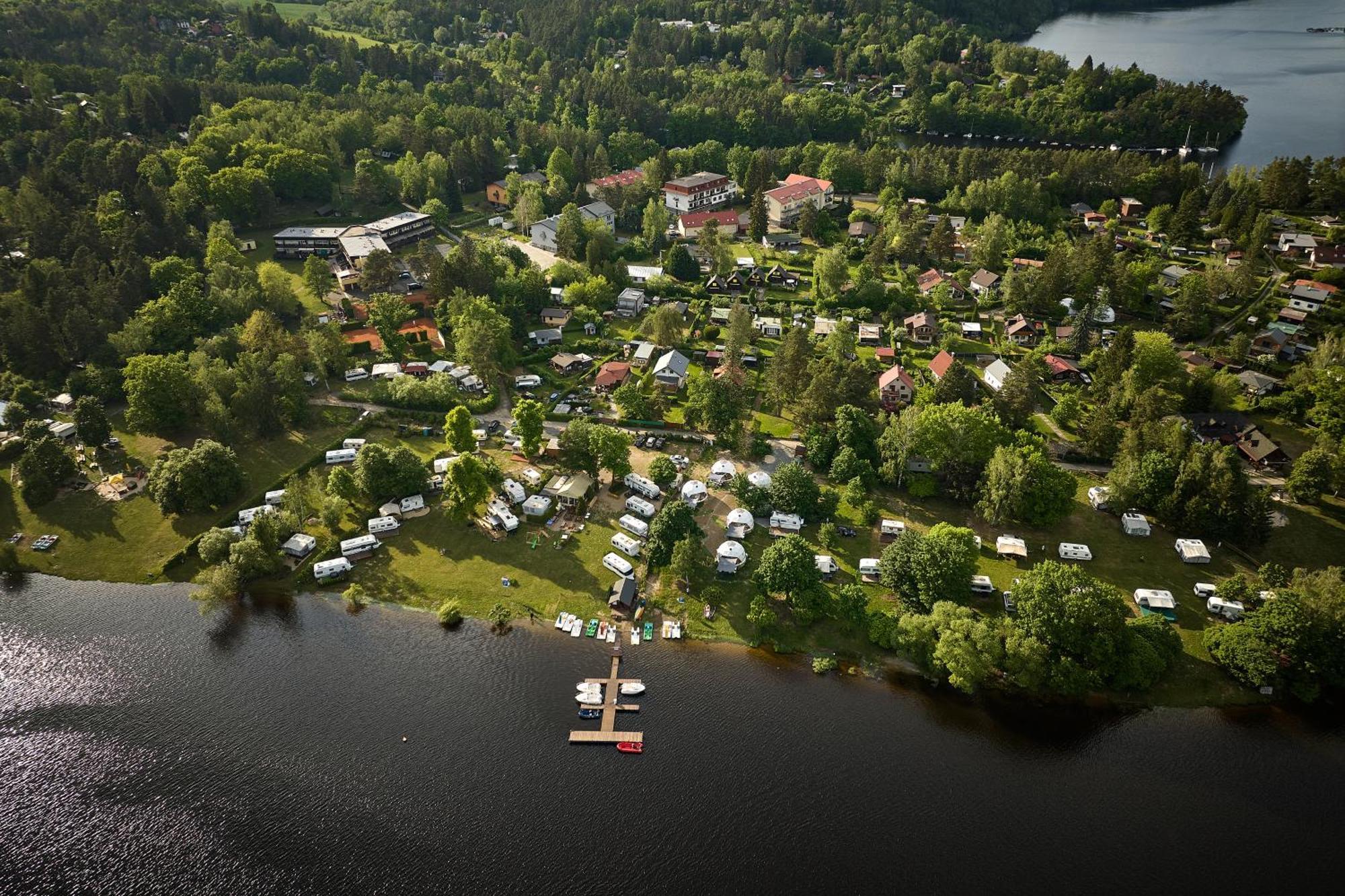 Glamping Slapy Hotel Exterior foto