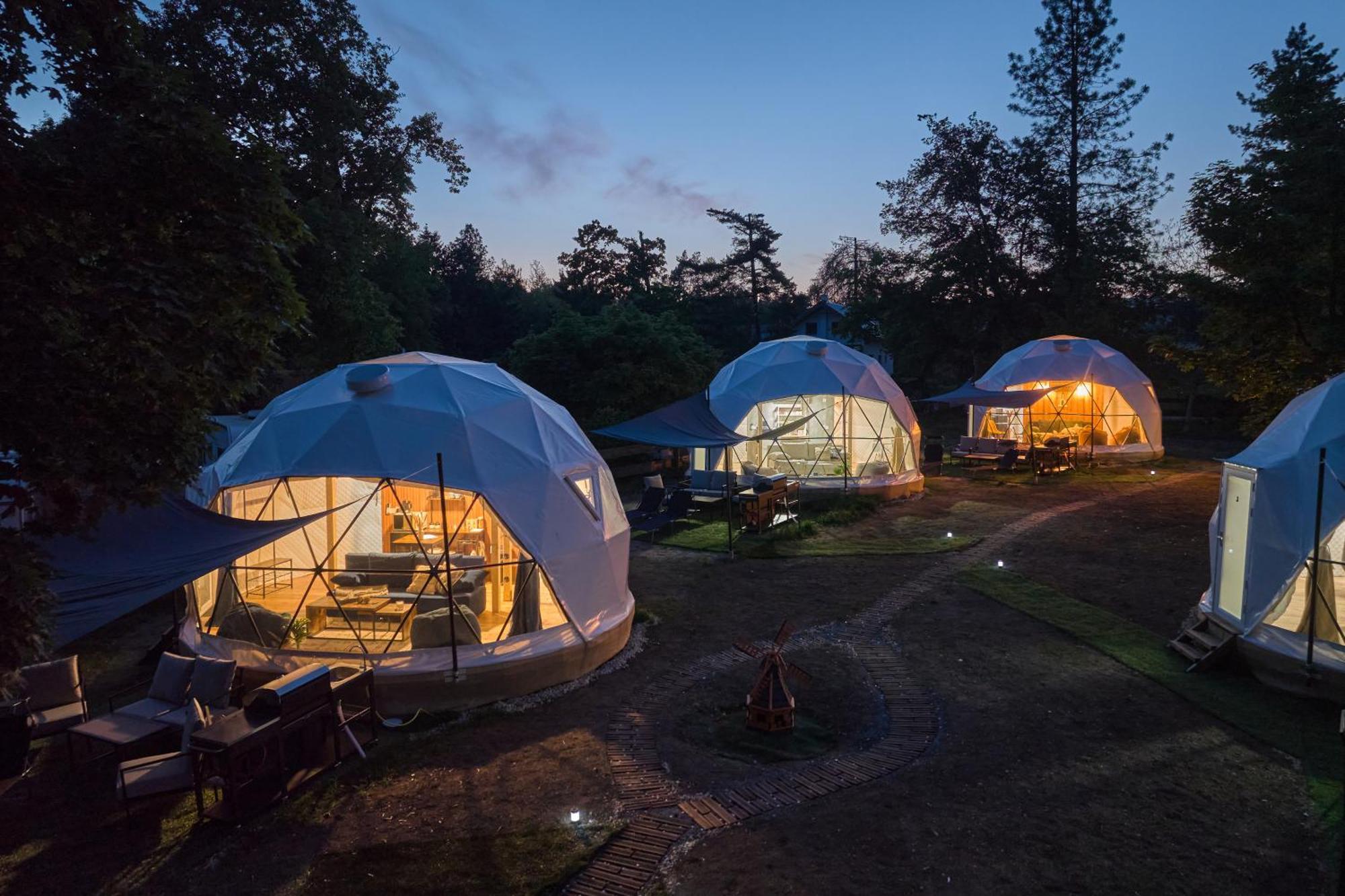 Glamping Slapy Hotel Exterior foto